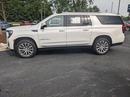 2023 GMC Yukon XL Denali