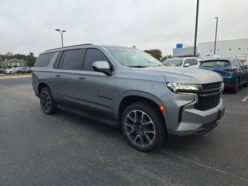 2023 Chevrolet Suburban RST