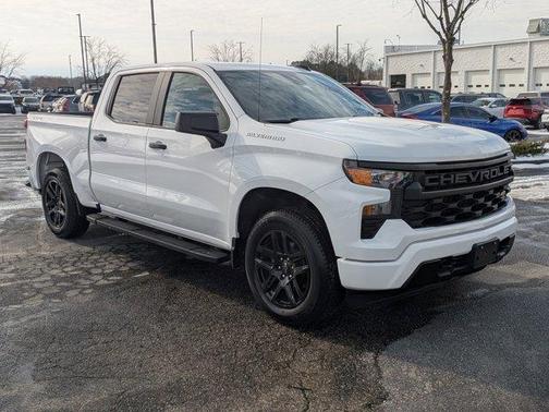 2022 Chevrolet Silverado 1500 Custom