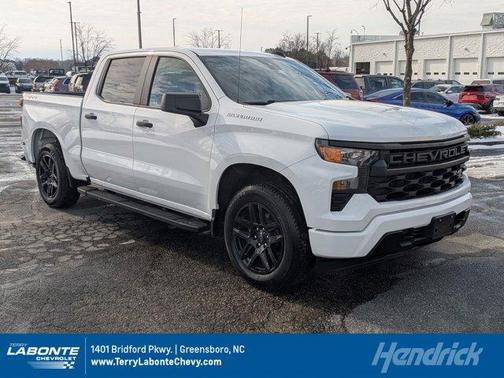 2022 Chevrolet Silverado 1500 Custom