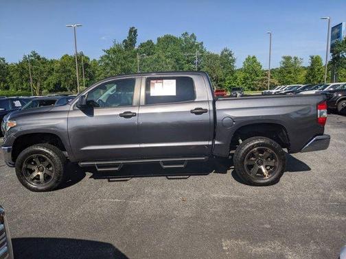 2018 Toyota Tundra SR5