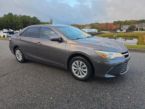 2016 Toyota Camry XSE