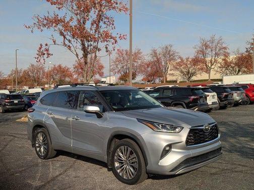 2021 Toyota Highlander Platinum