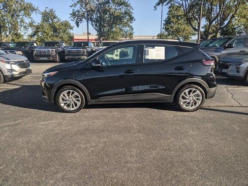 2023 Chevrolet Bolt EUV LT