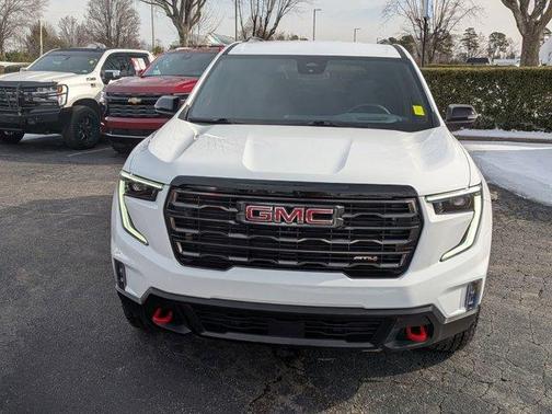 2024 GMC Acadia AT4