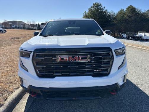 2024 GMC Acadia AT4