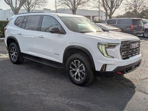 2024 GMC Acadia AT4