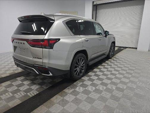2025 Lexus LX 700h F Sport