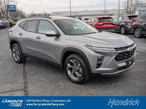 2025 Chevrolet Trax LT