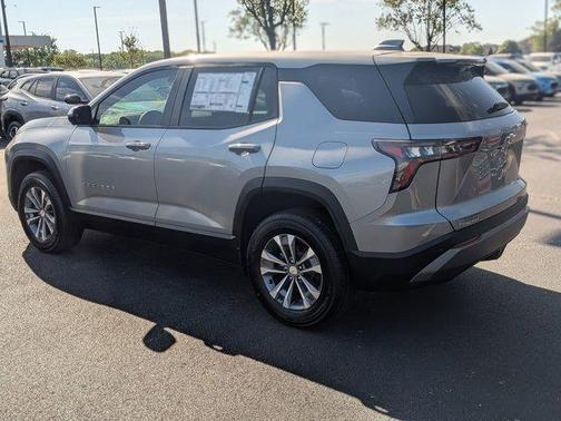 Sterling Gray Metallic 2026 Chevrolet Equinox LT