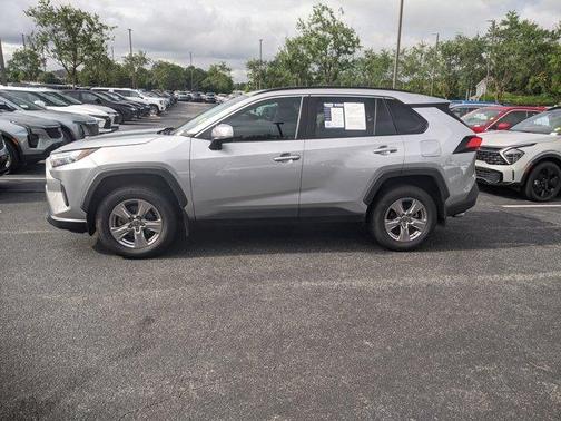 2023 Toyota RAV4 XLE
