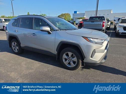 2023 Toyota RAV4 XLE