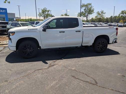2025 Chevrolet Silverado 1500 Custom