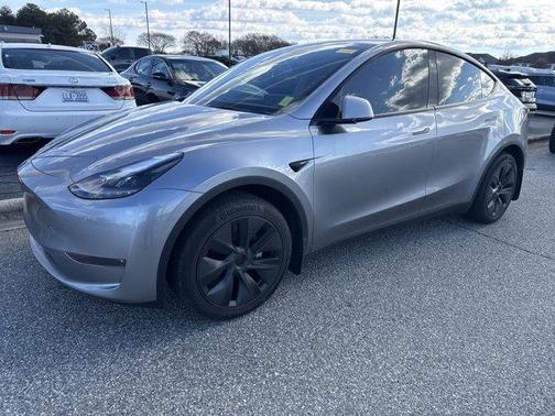 2024 Tesla Model Y Long Range