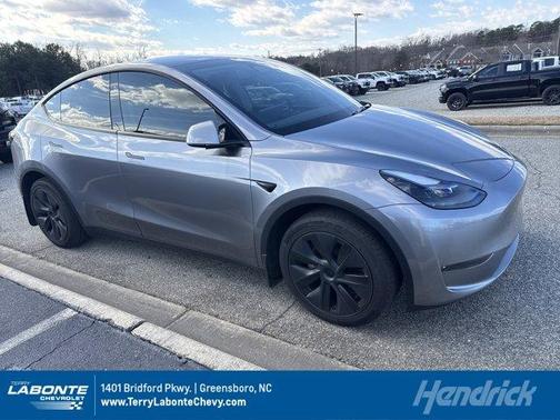 2024 Tesla Model Y Long Range