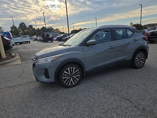 2023 Nissan Kicks SV