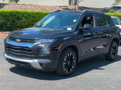 Mosaic Black Metallic 2023 Chevrolet Trailblazer LT