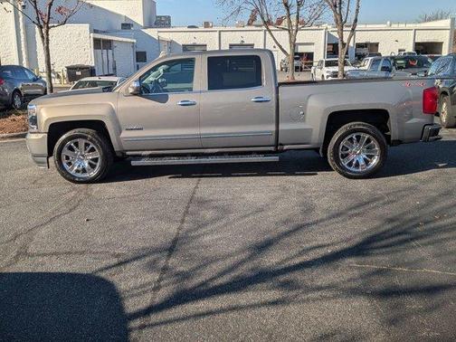 2017 Chevrolet Silverado 1500 High Country