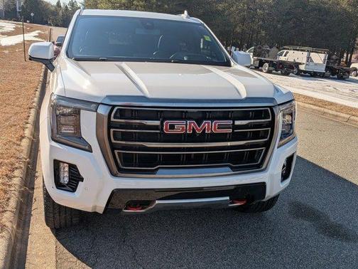 2021 GMC Yukon XL AT4