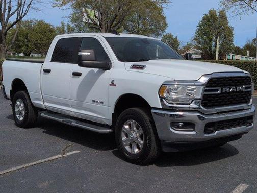 Bright White Clearcoat 2024 RAM 2500 Big Horn