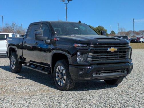 Black 2026 Chevrolet Silverado 2500 Custom