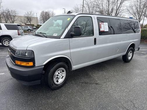 2023 Chevrolet Express 3500 LS