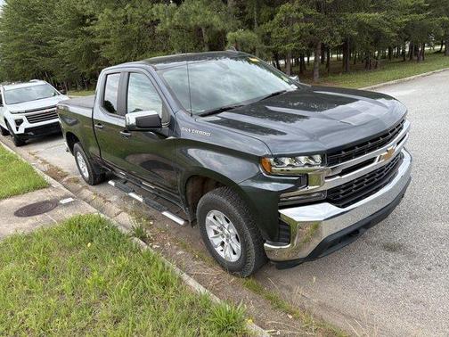 Shadow Gray Metallic 2020 Chevrolet Silverado 1500 LT