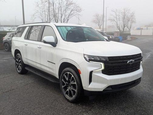 2023 Chevrolet Suburban RST