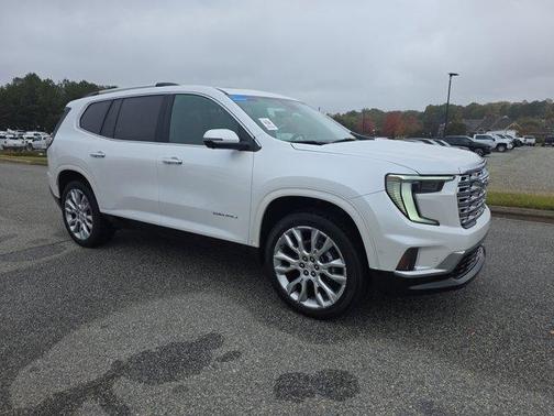 2024 GMC Acadia Denali