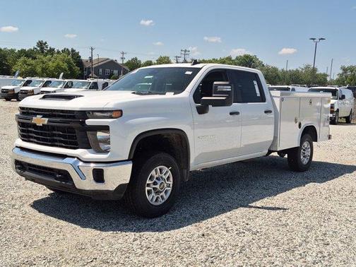 Summit White 2026 Chevrolet Silverado 2500 WT
