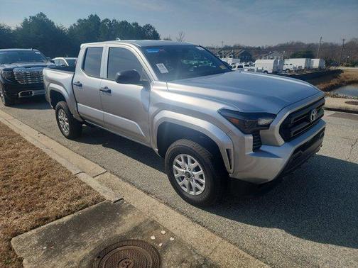 2025 Toyota Tacoma SR