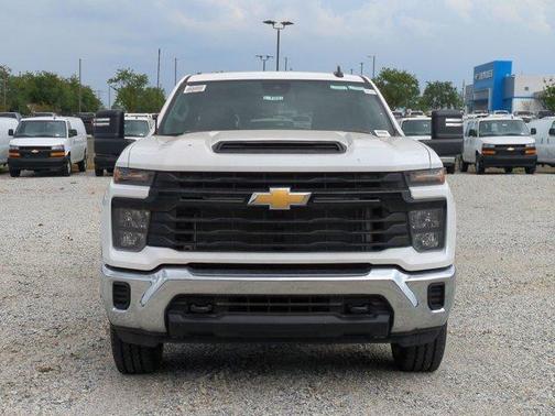 Summit White 2026 Chevrolet Silverado 2500 WT