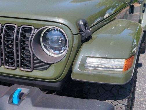 Sarge Green Clearcoat 2024 Jeep Wrangler 4xe Sport