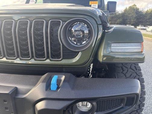 Sarge Green Clearcoat 2024 Jeep Wrangler 4xe Sport