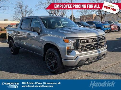 2025 Chevrolet Silverado 1500 Custom