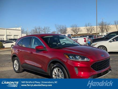 2020 Ford Escape SE