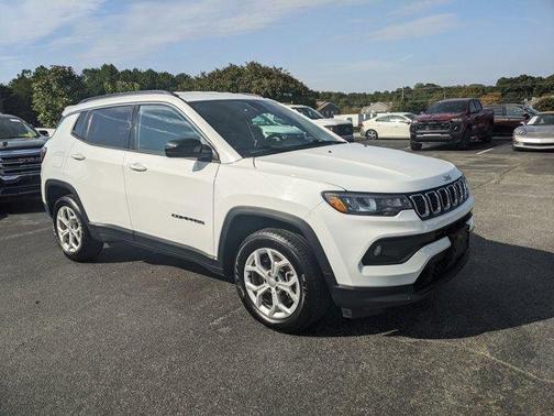 2024 Jeep Compass Latitude