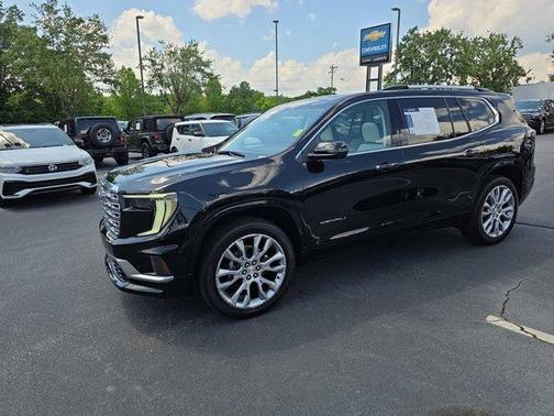 2024 GMC Acadia Denali