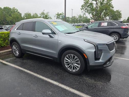 2024 Cadillac XT4 Premium Luxury