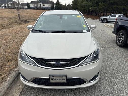 2019 Chrysler Pacifica Touring Plus