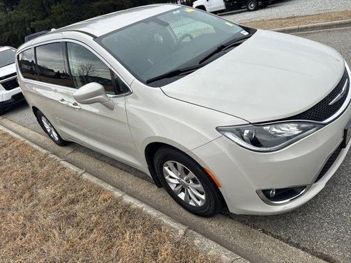 2019 Chrysler Pacifica Touring Plus