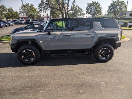 2024 GMC HUMMER EV SUV 2X