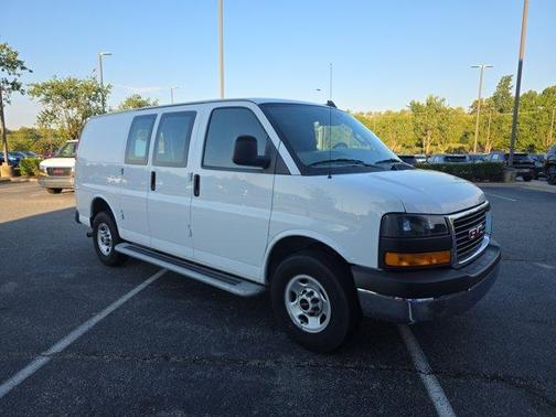 2024 GMC Savana 2500 Work Van