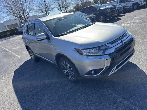 2020 Mitsubishi Outlander SEL