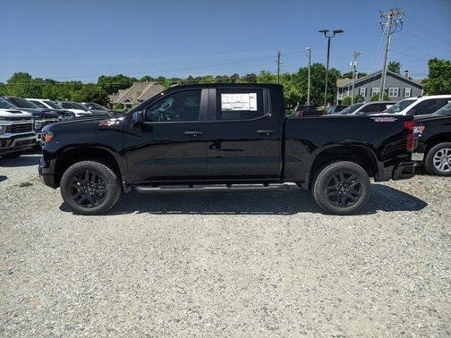 2025 Chevrolet Silverado 1500 Custom Trail Boss