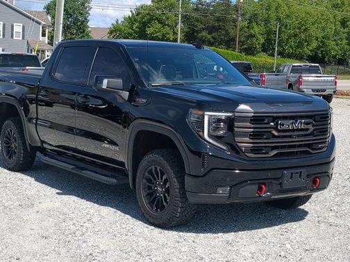 Onyx Black 2023 GMC Sierra 1500 AT4X