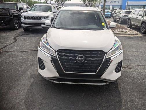 2024 Nissan Kicks SV