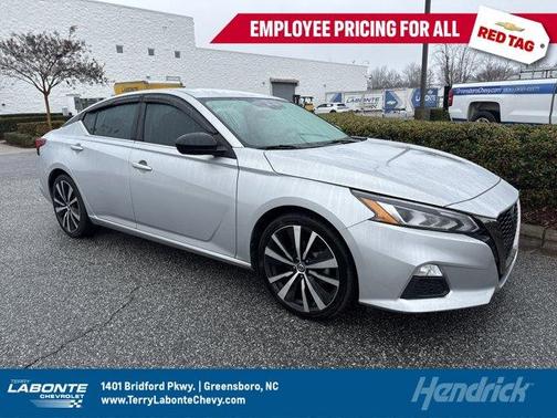 2022 Nissan Altima 2.5 SR