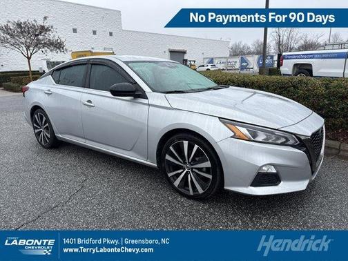 2022 Nissan Altima 2.5 SR