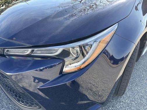 2022 Toyota Corolla Hybrid LE